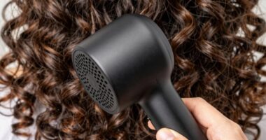 curly hair diffuser tips